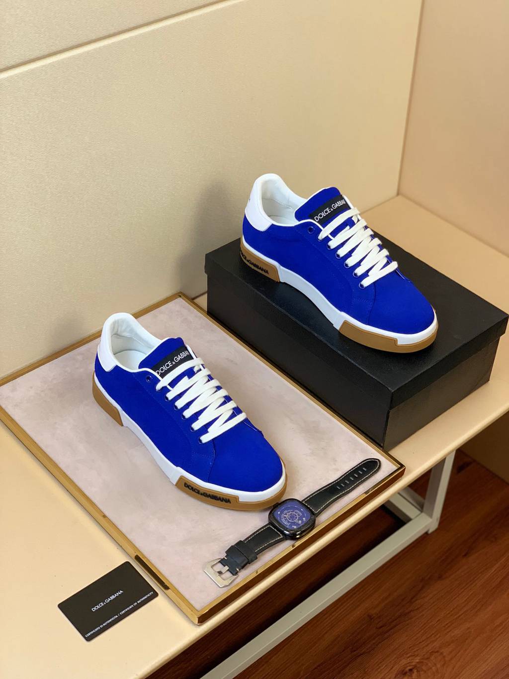 D*G sneaker